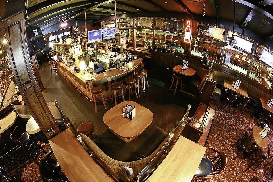 Compass Point Inn - Surrey Restaurante foto